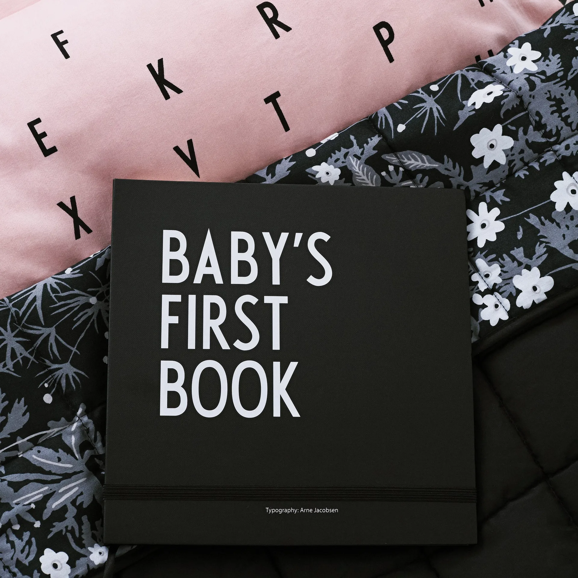 Libro Mi primer año Design Letters, negro Design Letters