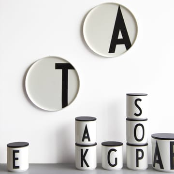 Plato con letra Design Letters - G - Design Letters