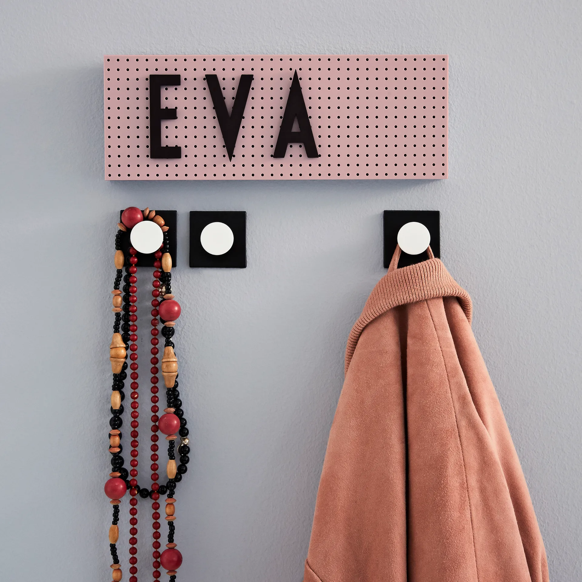 Tablón de letras Design Letters pequeño, rosa Design Letters