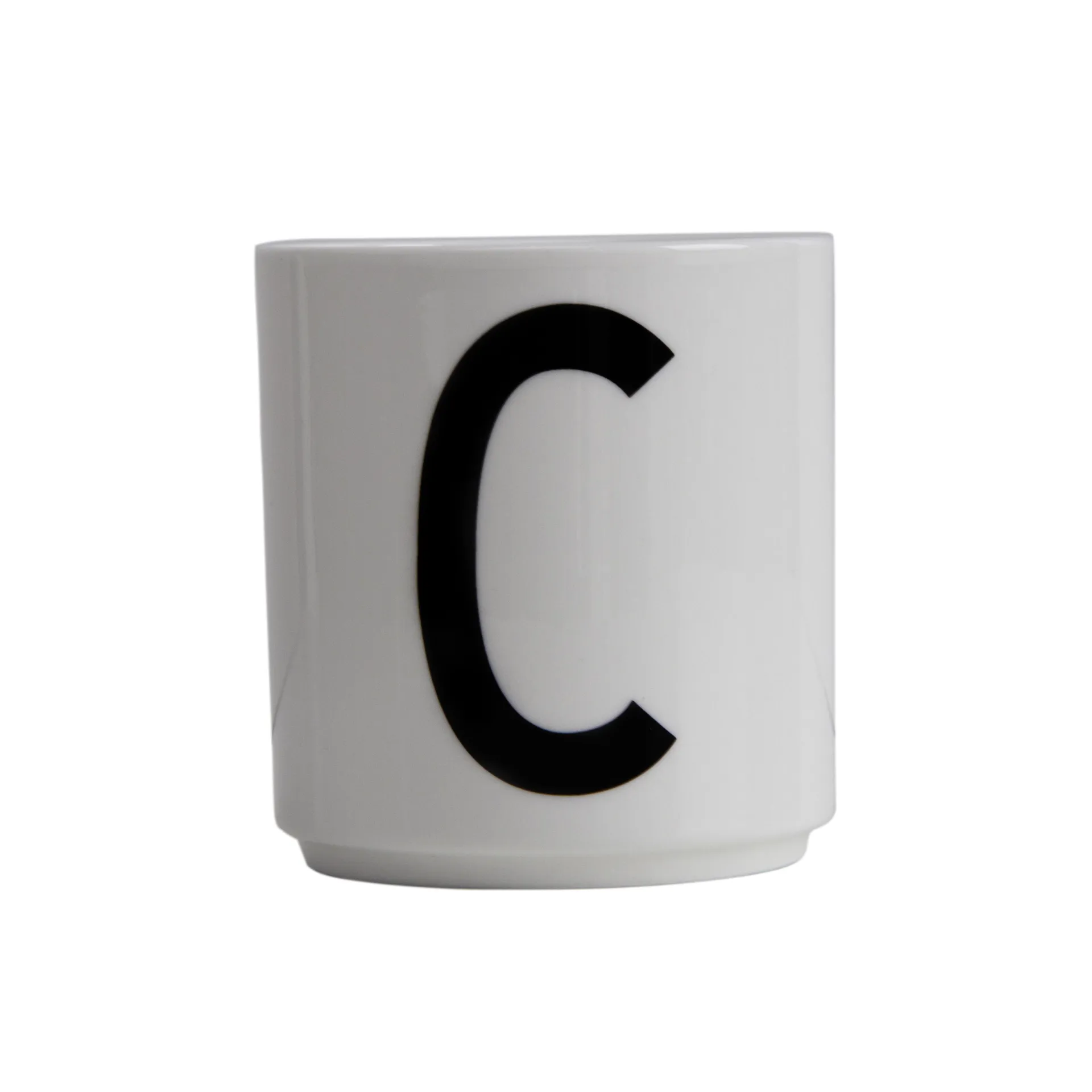 Taza con letra Design Letters, C Design Letters