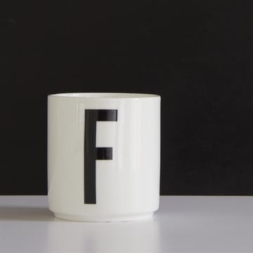 Taza con letra Design Letters - F - Design Letters