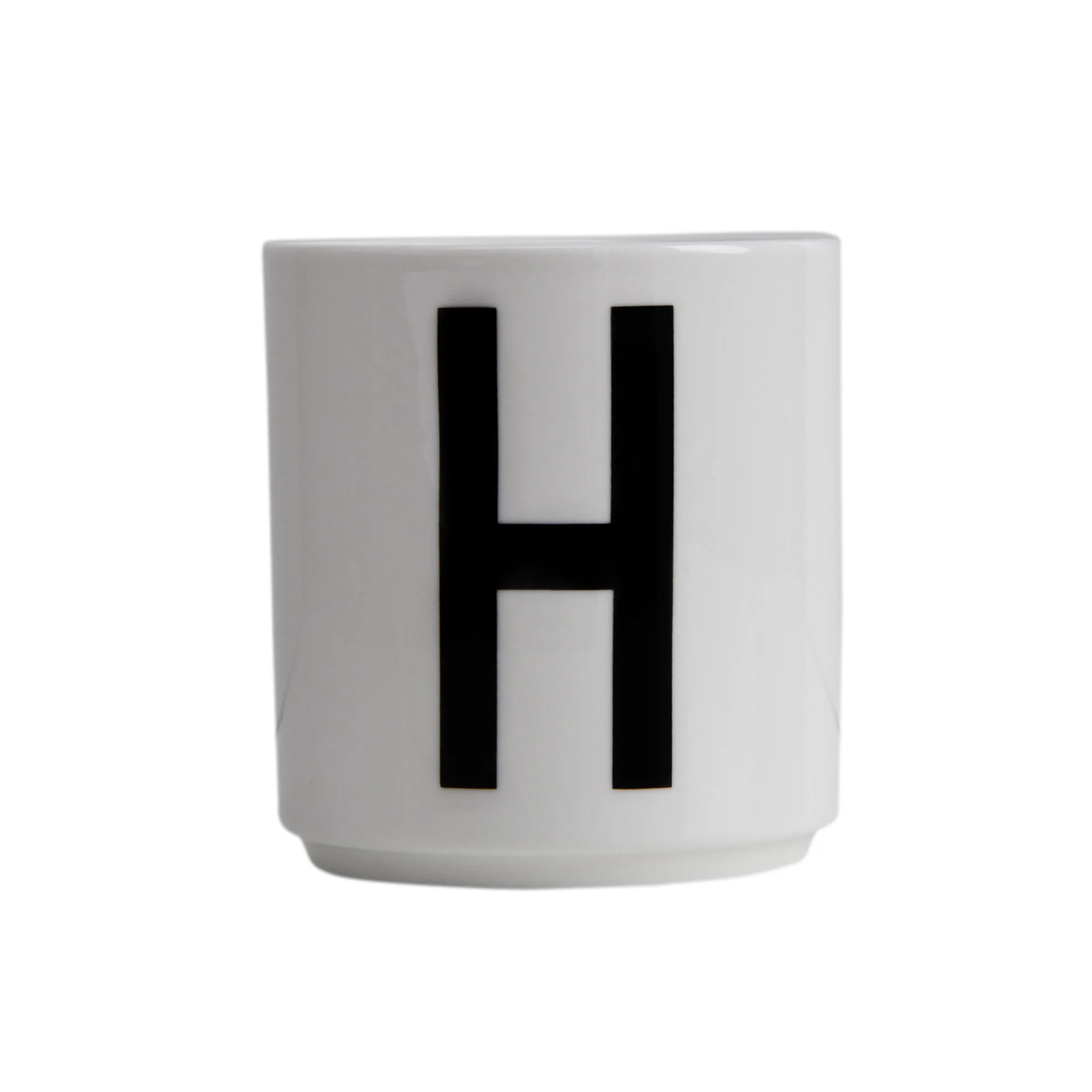 Taza con letra Design Letters, H Design Letters