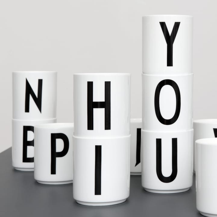 Taza con letra Design Letters, H Design Letters