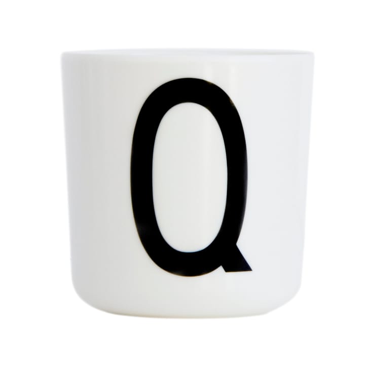 Taza con letra Design Letters, melamina - Q - Design Letters