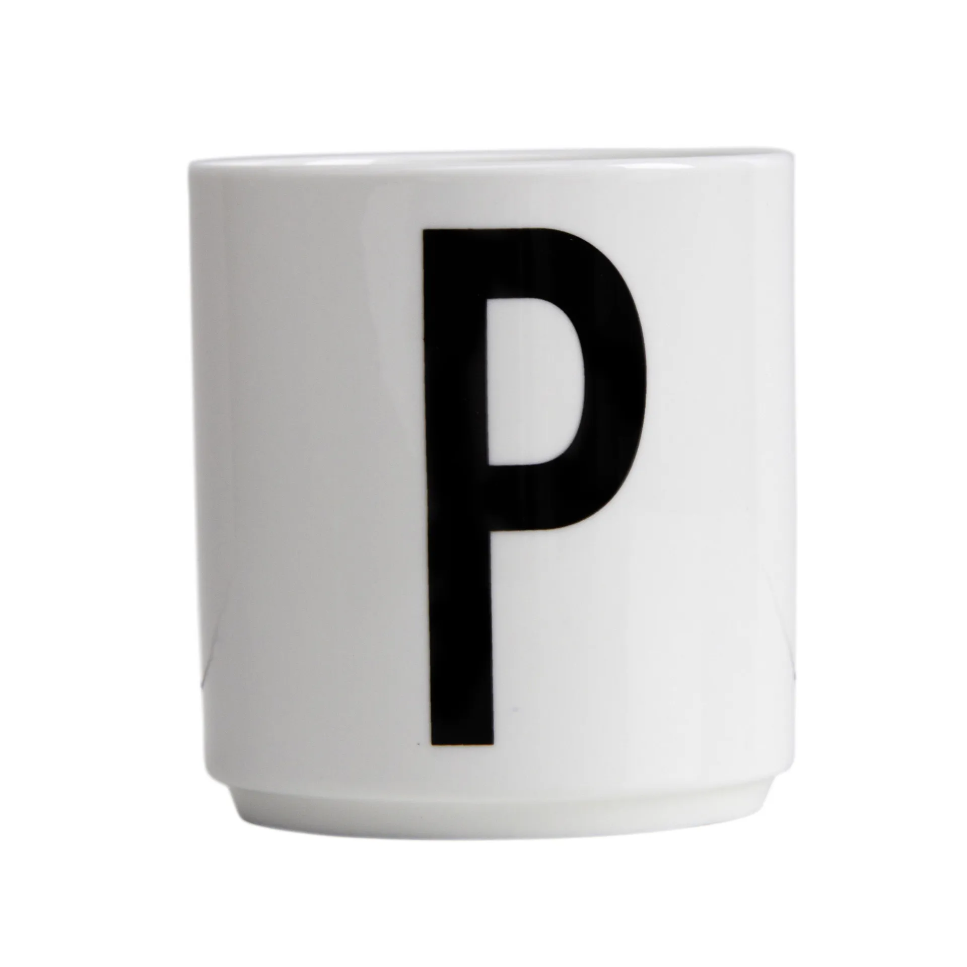 Taza con letra Design Letters, P Design Letters