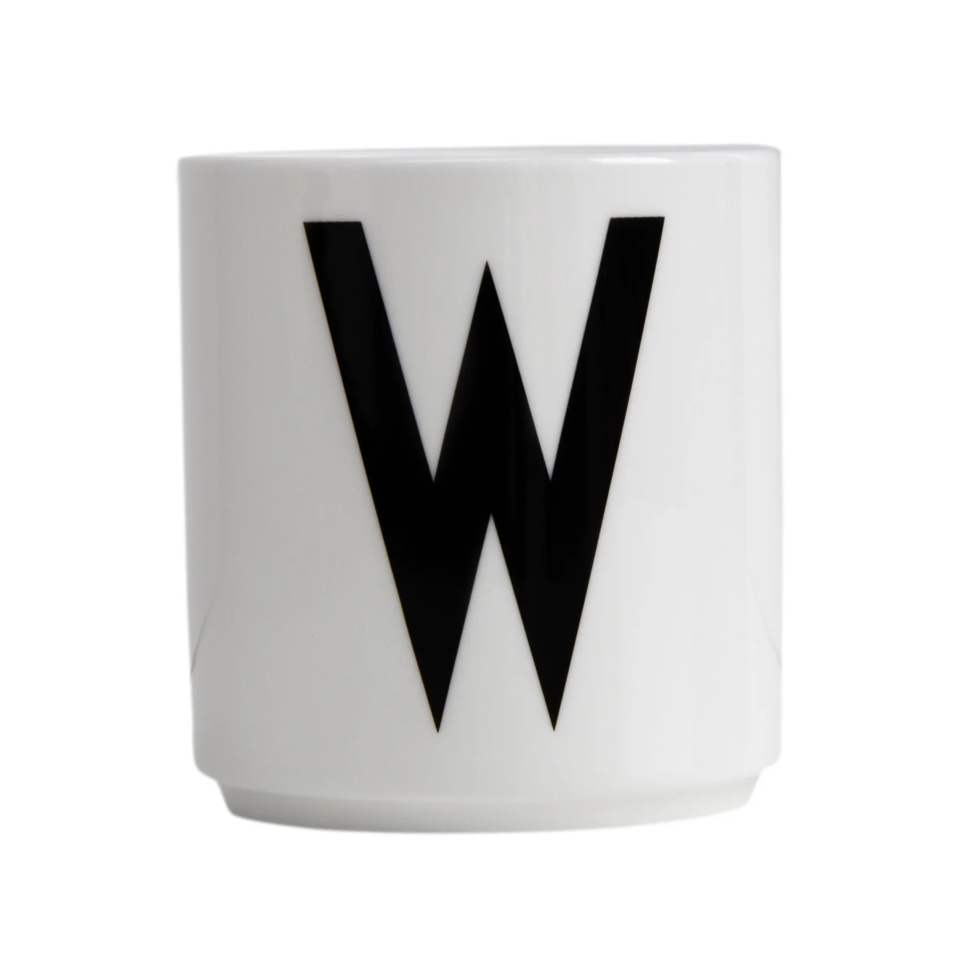 Taza con letra Design Letters, W Design Letters
