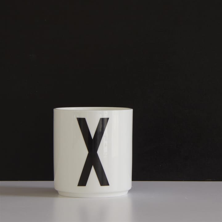 Taza con letra Design Letters, X Design Letters