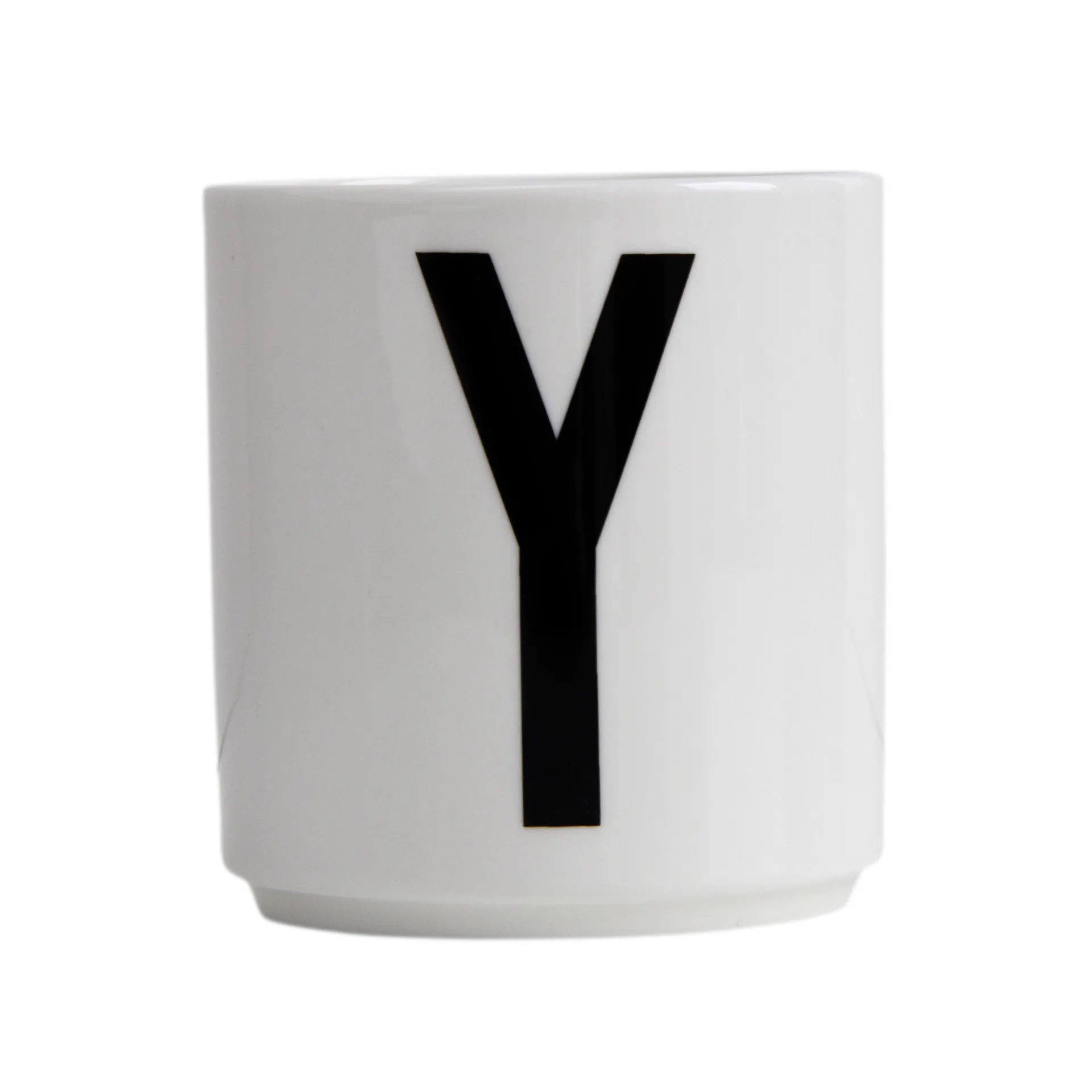 Taza con letra Design Letters, Y Design Letters