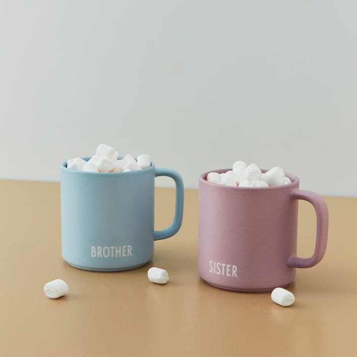 Taza Design Letters hermanos, Brother Design Letters