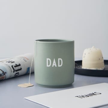 Taza favorita Design Letters 25 cl - Dad/Love-green - Design Letters