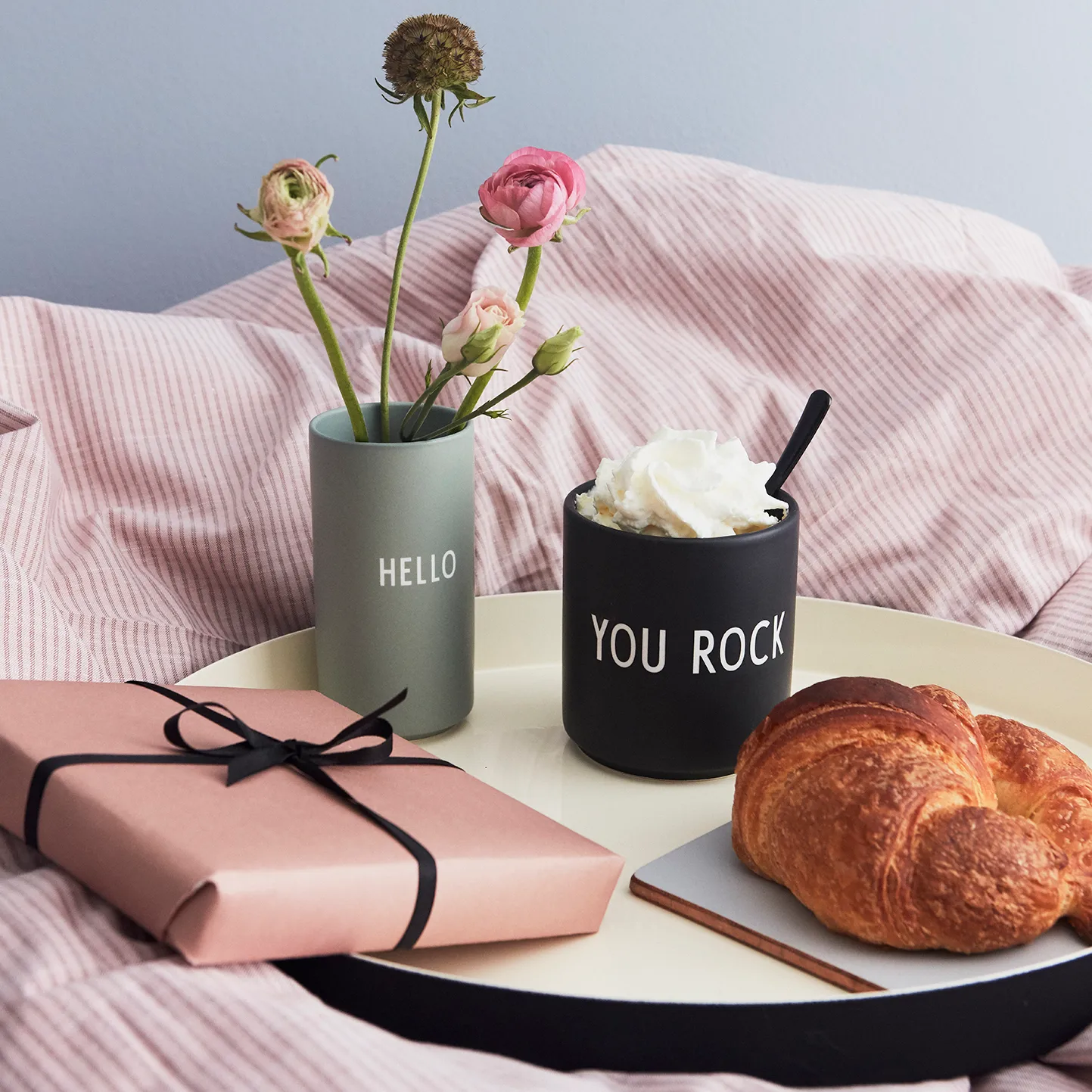 Taza favorita Design Letters 25 cl, You rock-black Design Letters