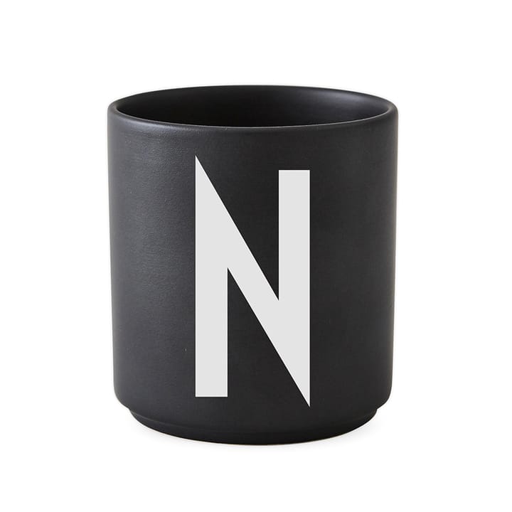 Taza negra Design Letters - N - Design Letters