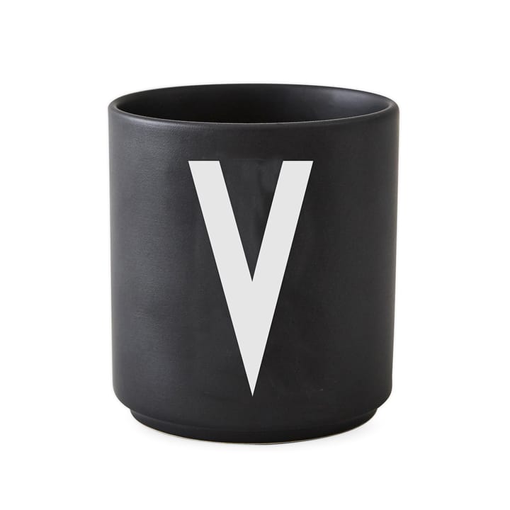 Taza negra Design Letters - V - Design Letters