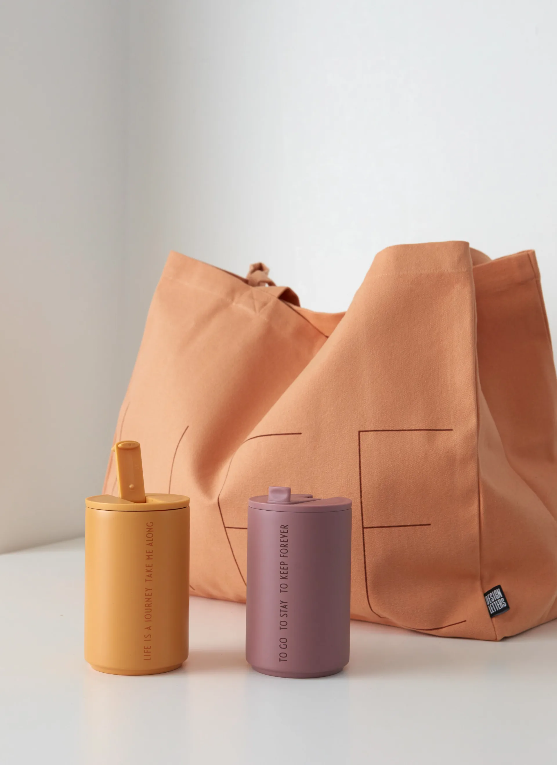 Taza termo Design Letters, To Go (ash rose) Design Letters