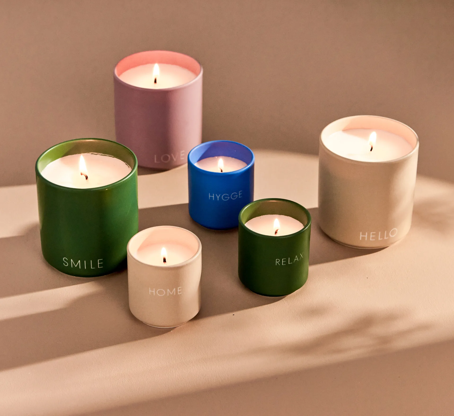 Vela perfumada Design Letters Ø8 cm, Smile-grass green Design Letters