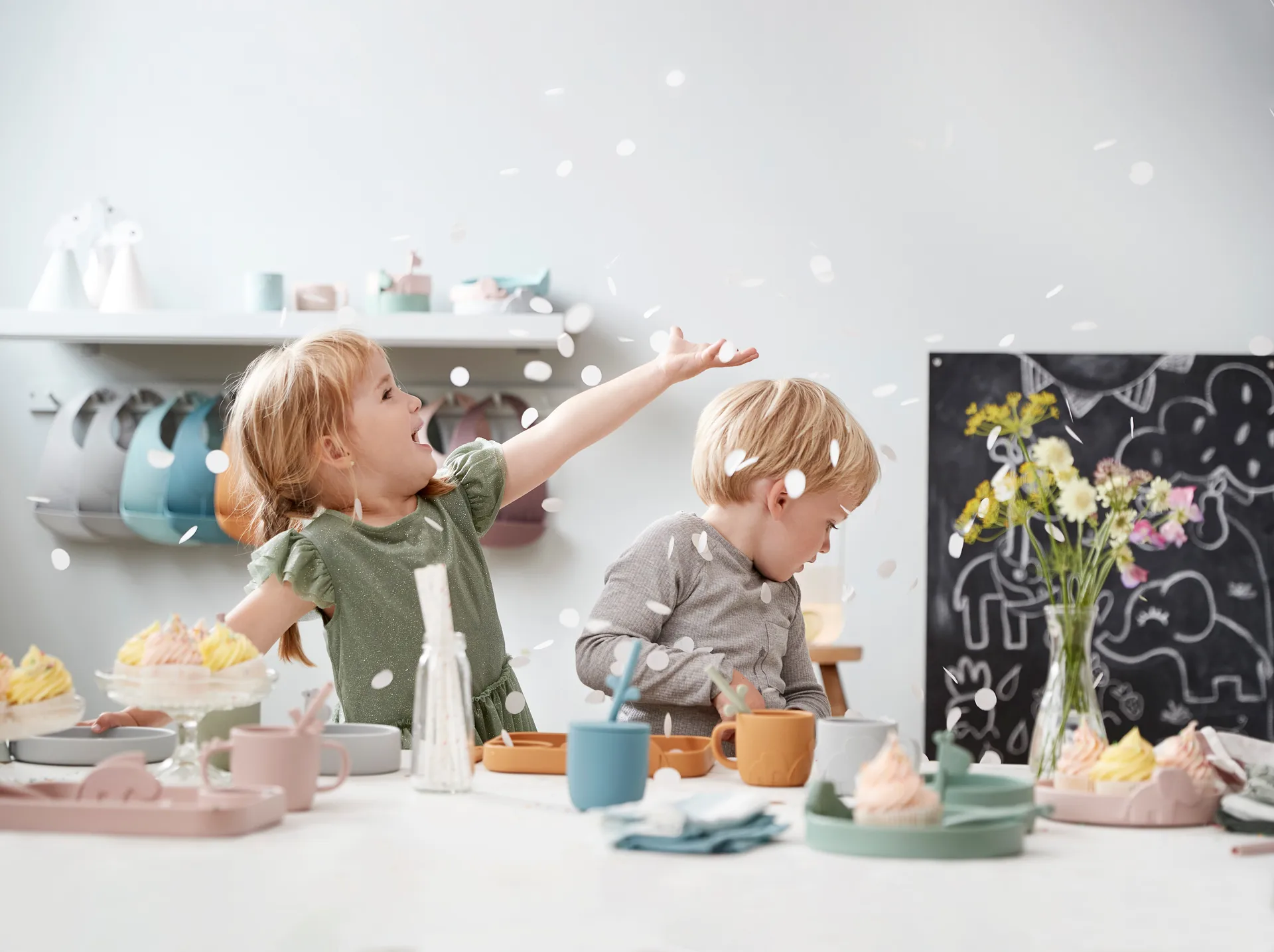 Vaso con boquilla Croco peekaboo 17 cl, Powder Done by deer