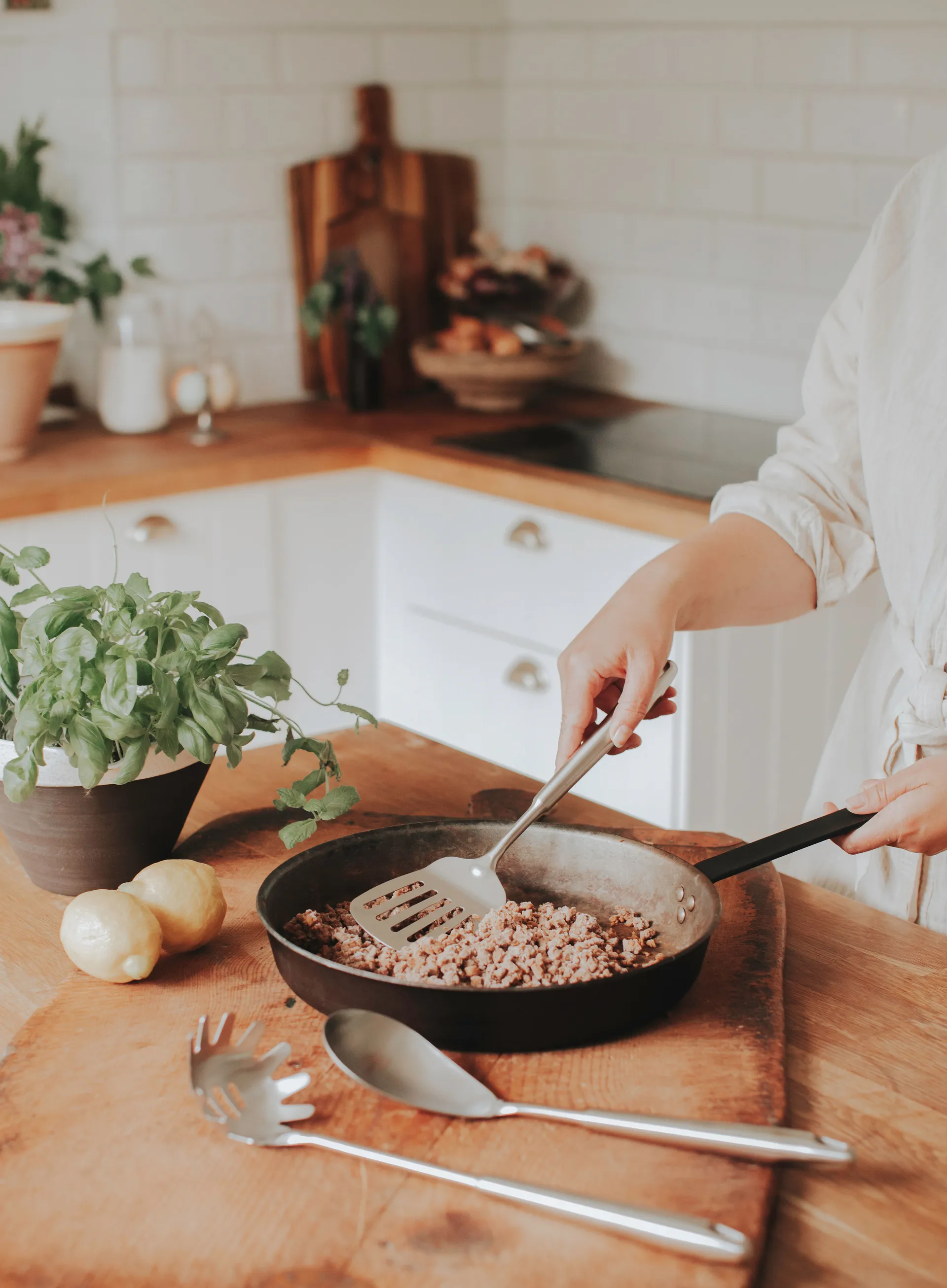 Cuchara de servicio Shay 38 cm, Acero inoxidable Dorre