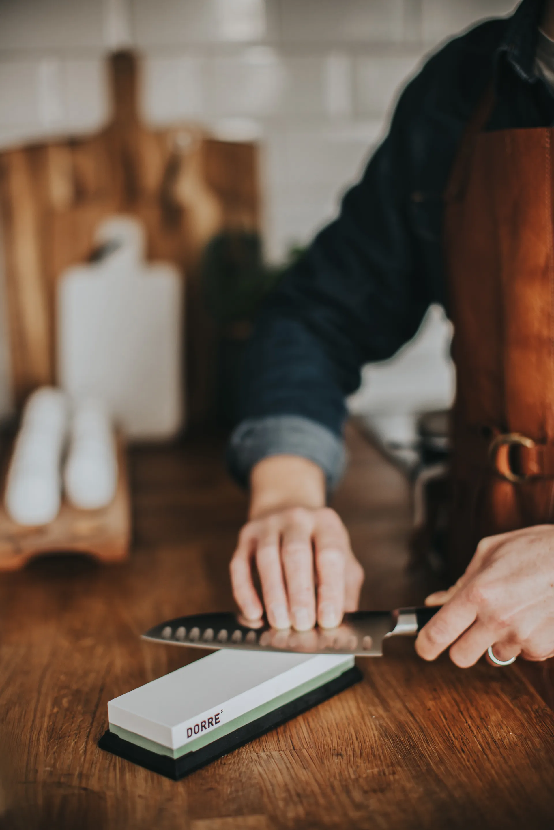 Piedra de afilar Suri con base de goma 18x6x3 cm, 1000/3000 granos Dorre
