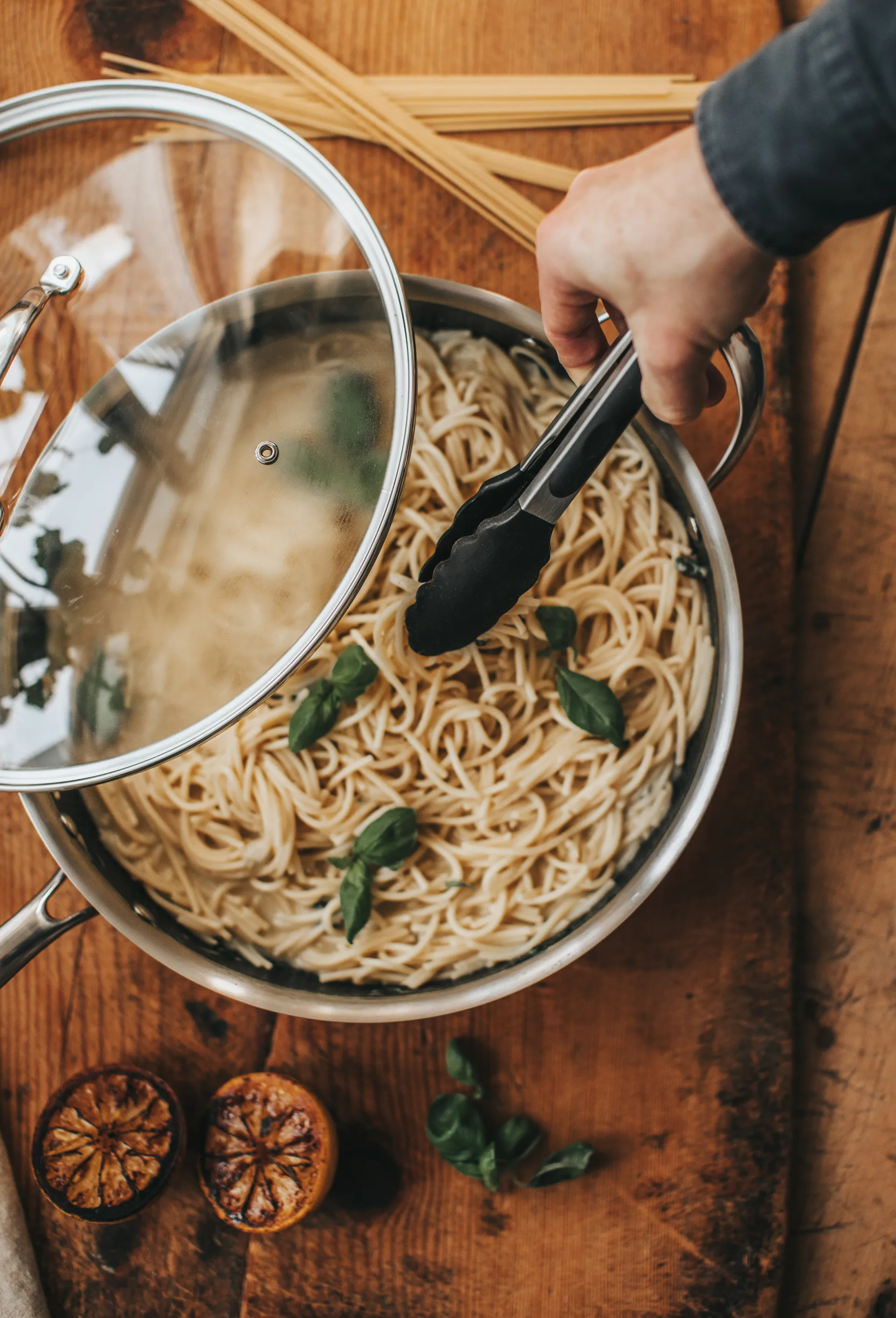 Pinza de cocina Kiah con protector de silicona negro, Acero inoxidable Dorre