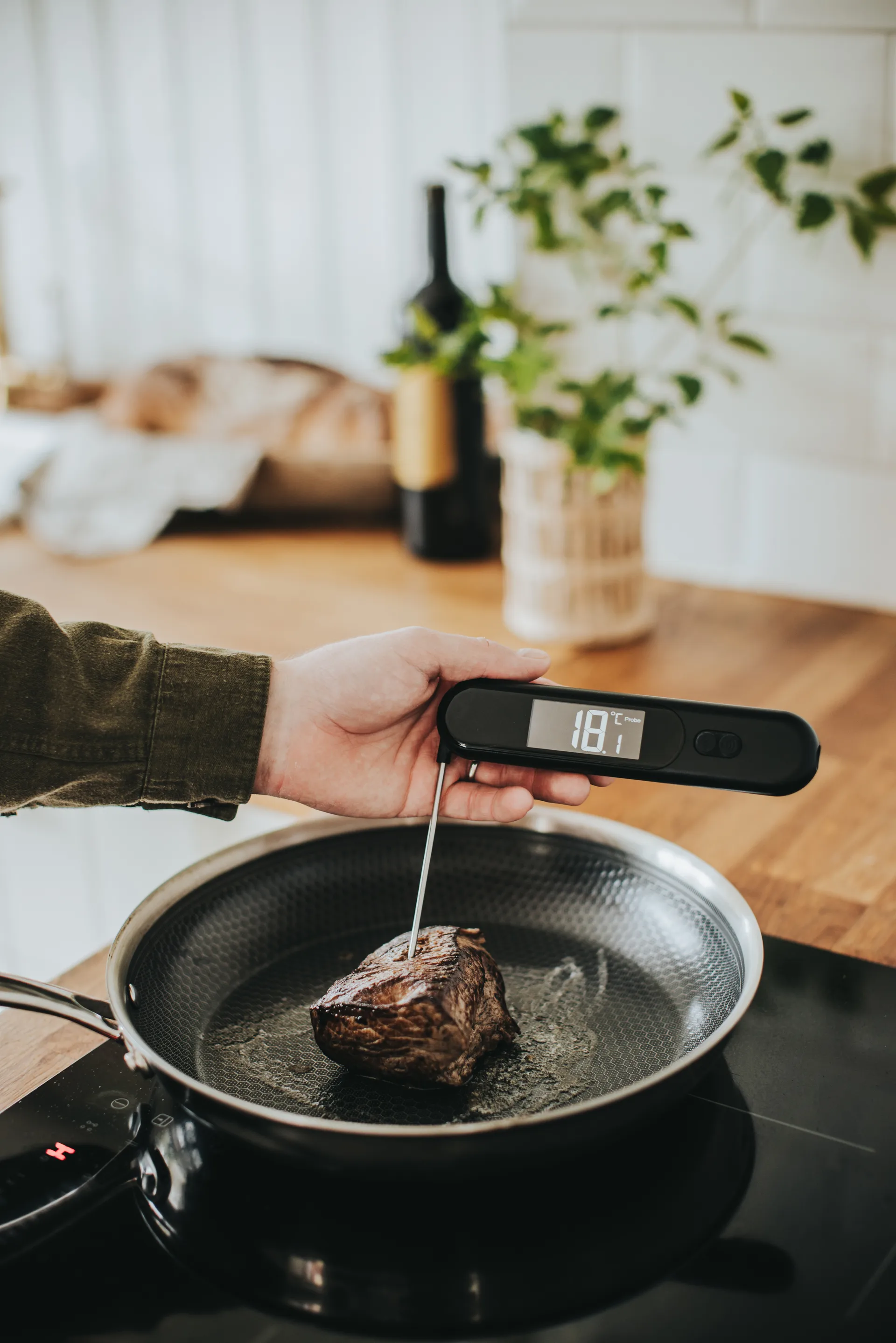 Termómetro 2 en 1: sonda y termómetro Trina , Negro Dorre