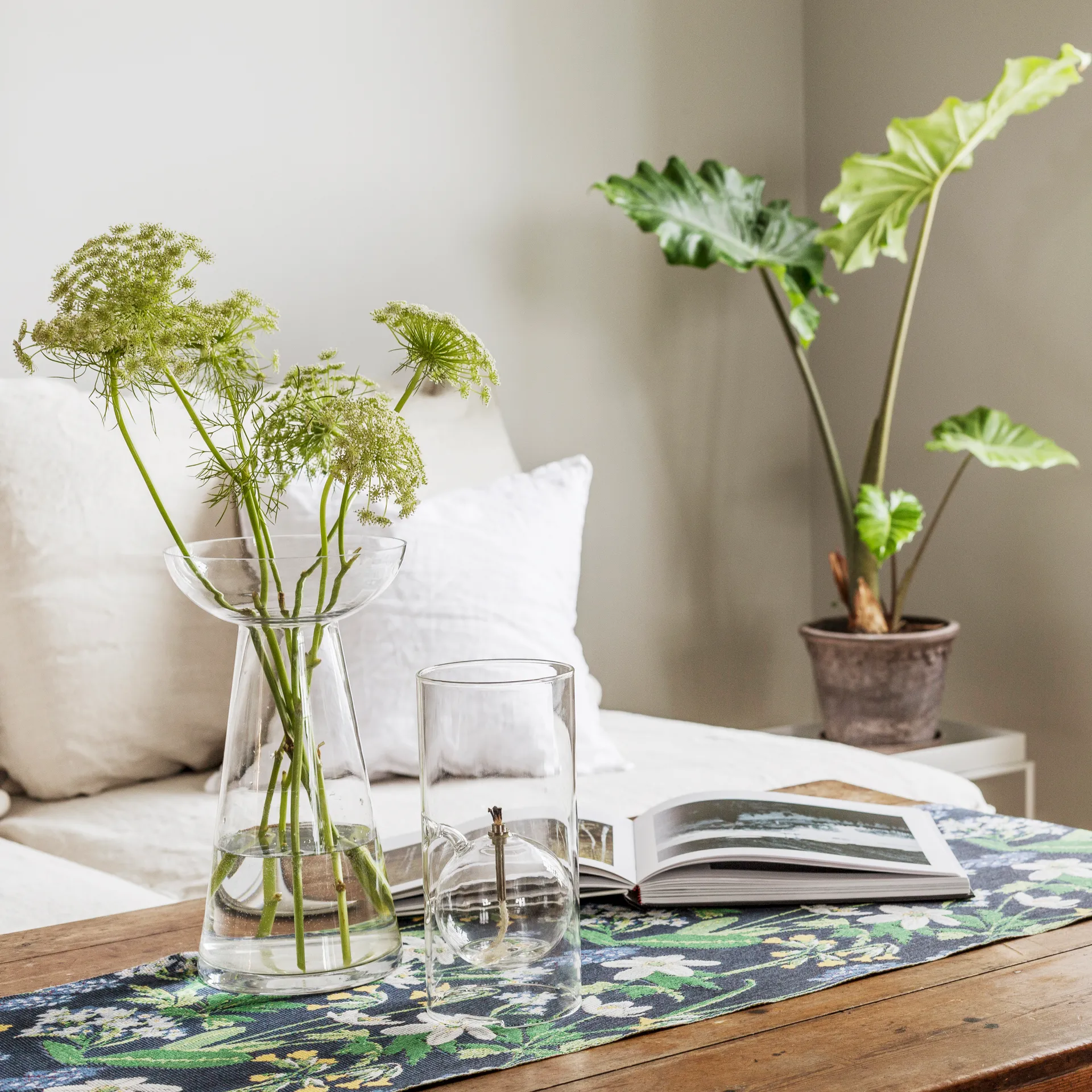 Camino de mesa Spring, 35x140 cm Ekelund Linneväveri