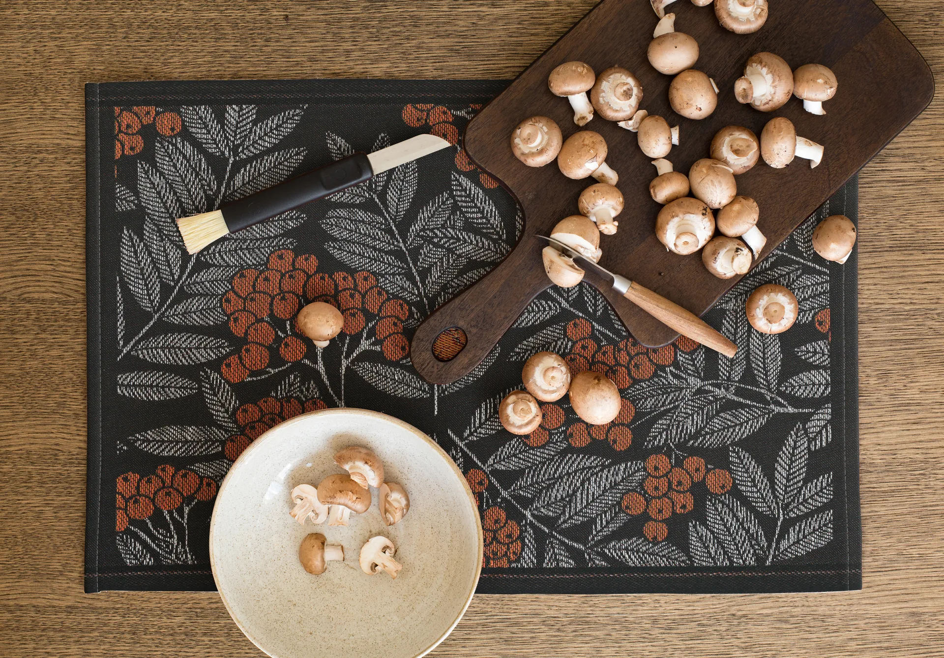 Mantel individual Rönnbärsblad, 35x48 cm Ekelund Linneväveri