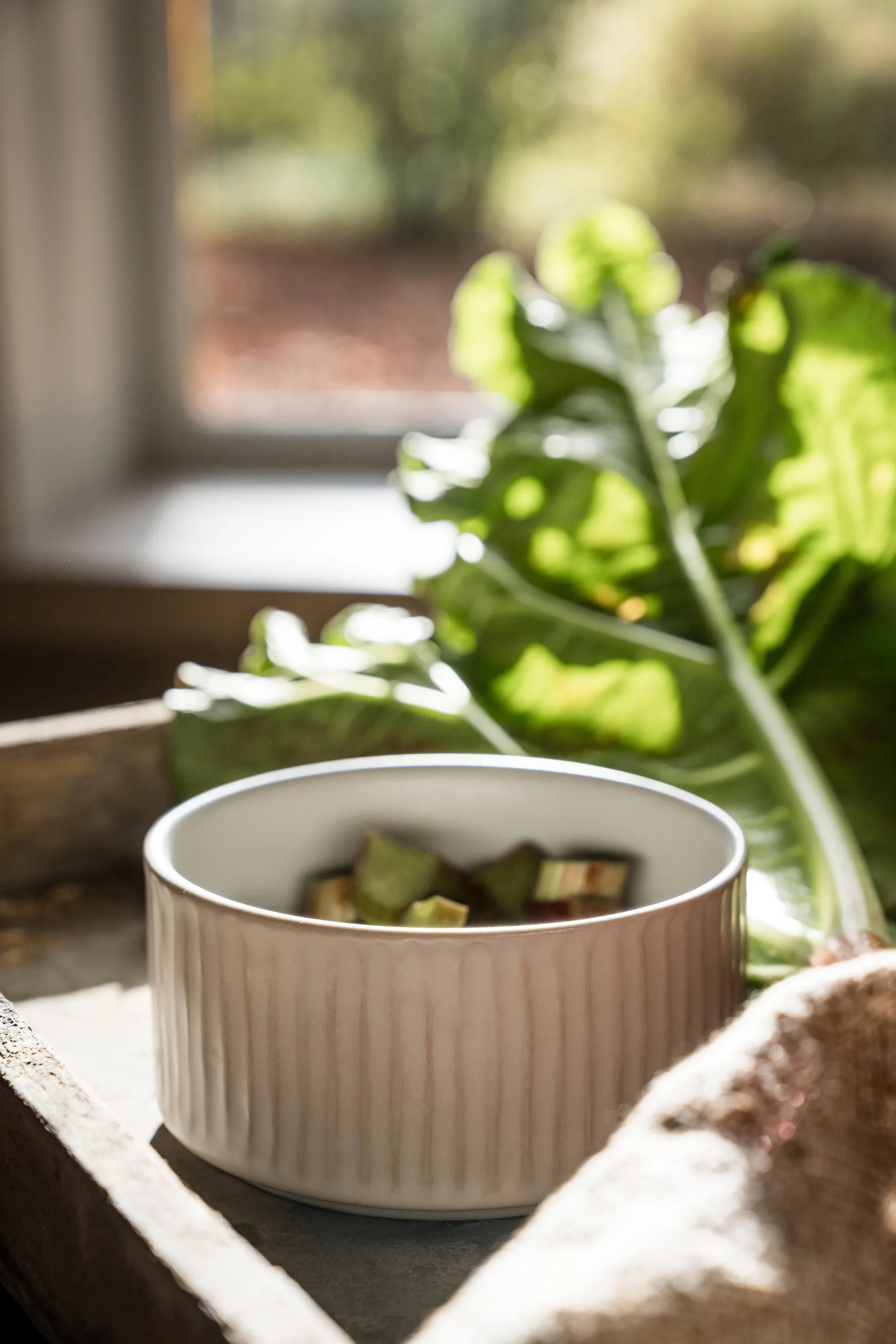 Cuenco acanalado Ernst Ø12 cm, Blanco natural ERNST