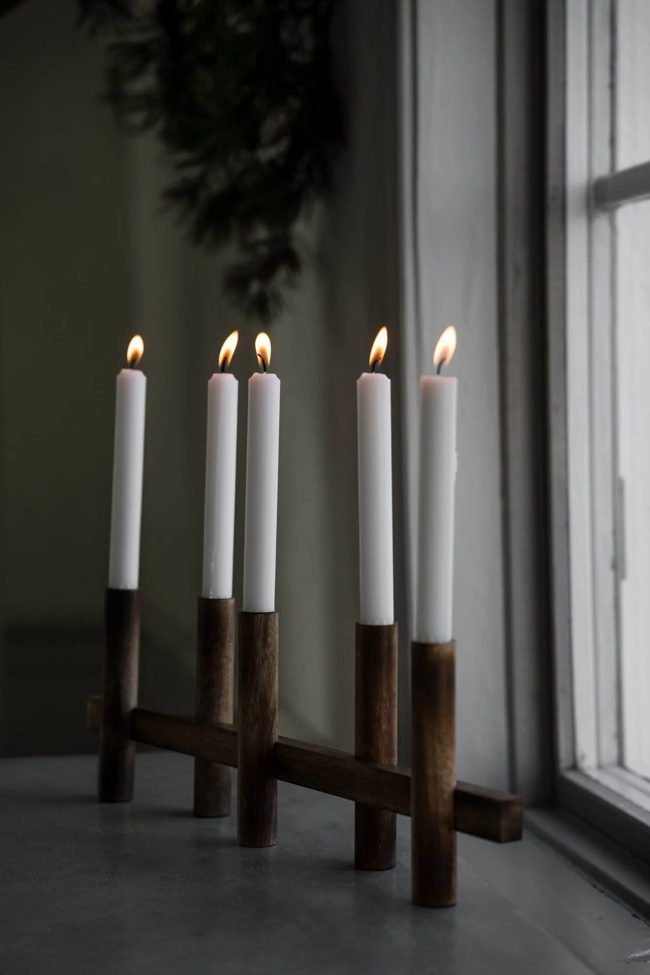 Ernst candelabro para 5 velas, Madera oscura ERNST