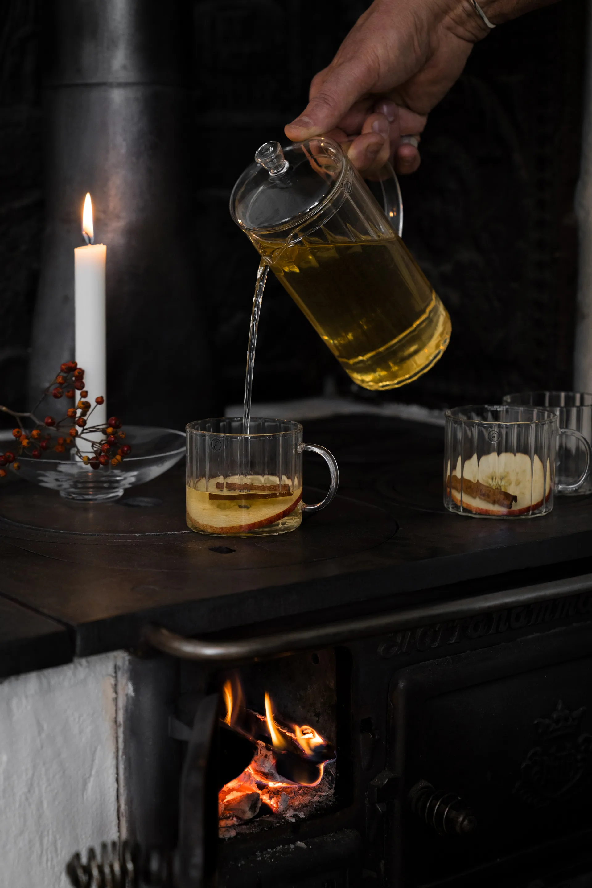 Jarra Ernst acanalada 1 L, Claro ERNST