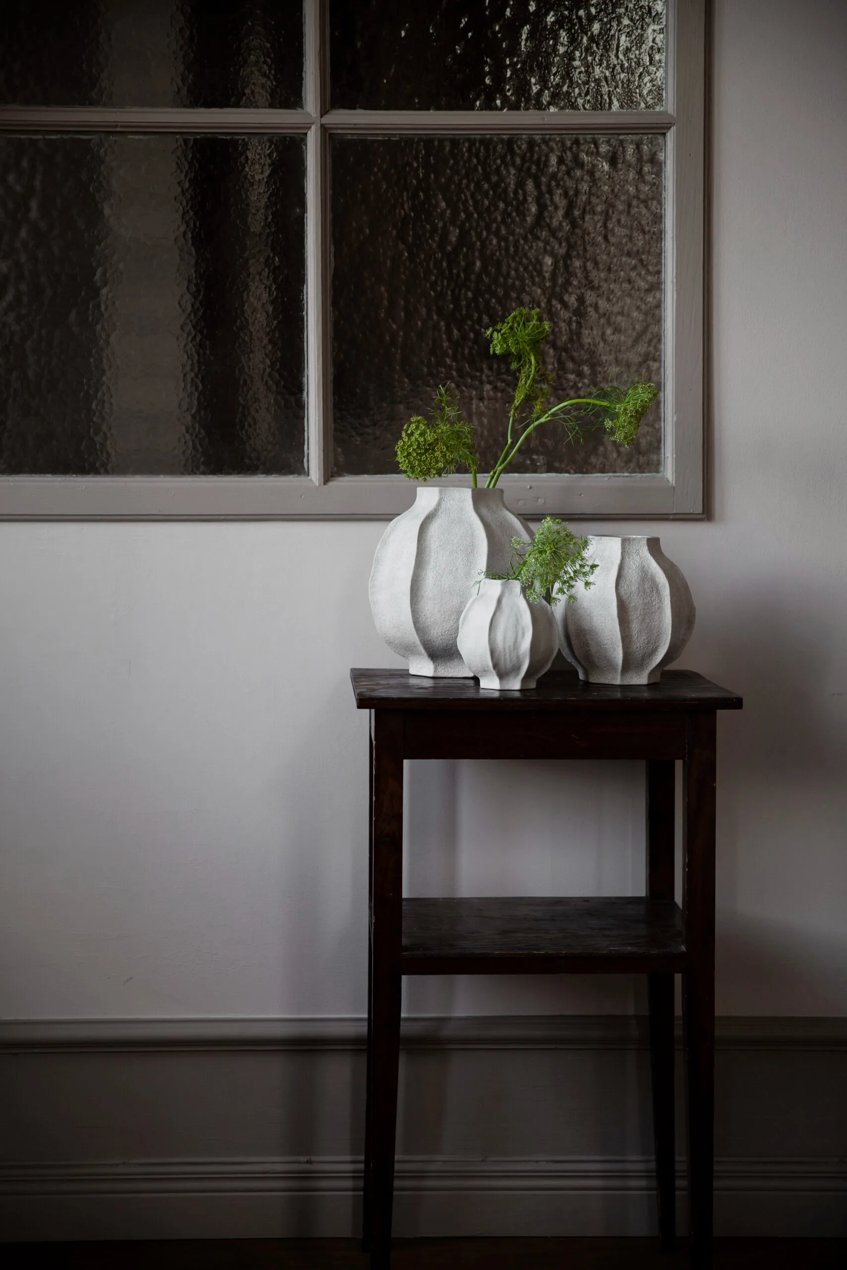 Jarrón con relieve Ernst, H18 cm Ø18 cm ERNST