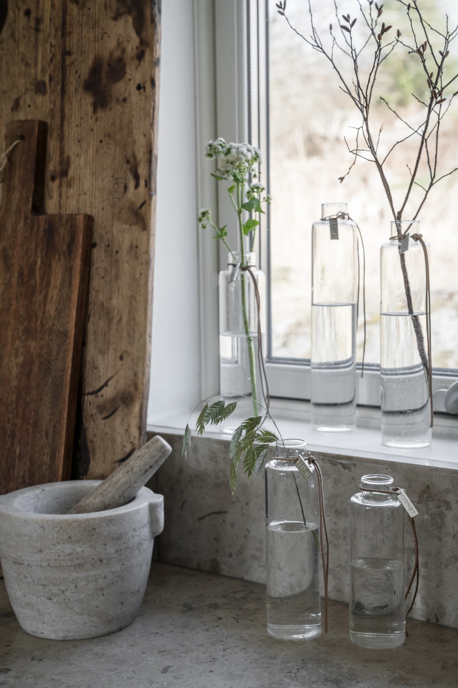 Jarrón de cristal Ernst Ø5 cm, H 20 cm ERNST