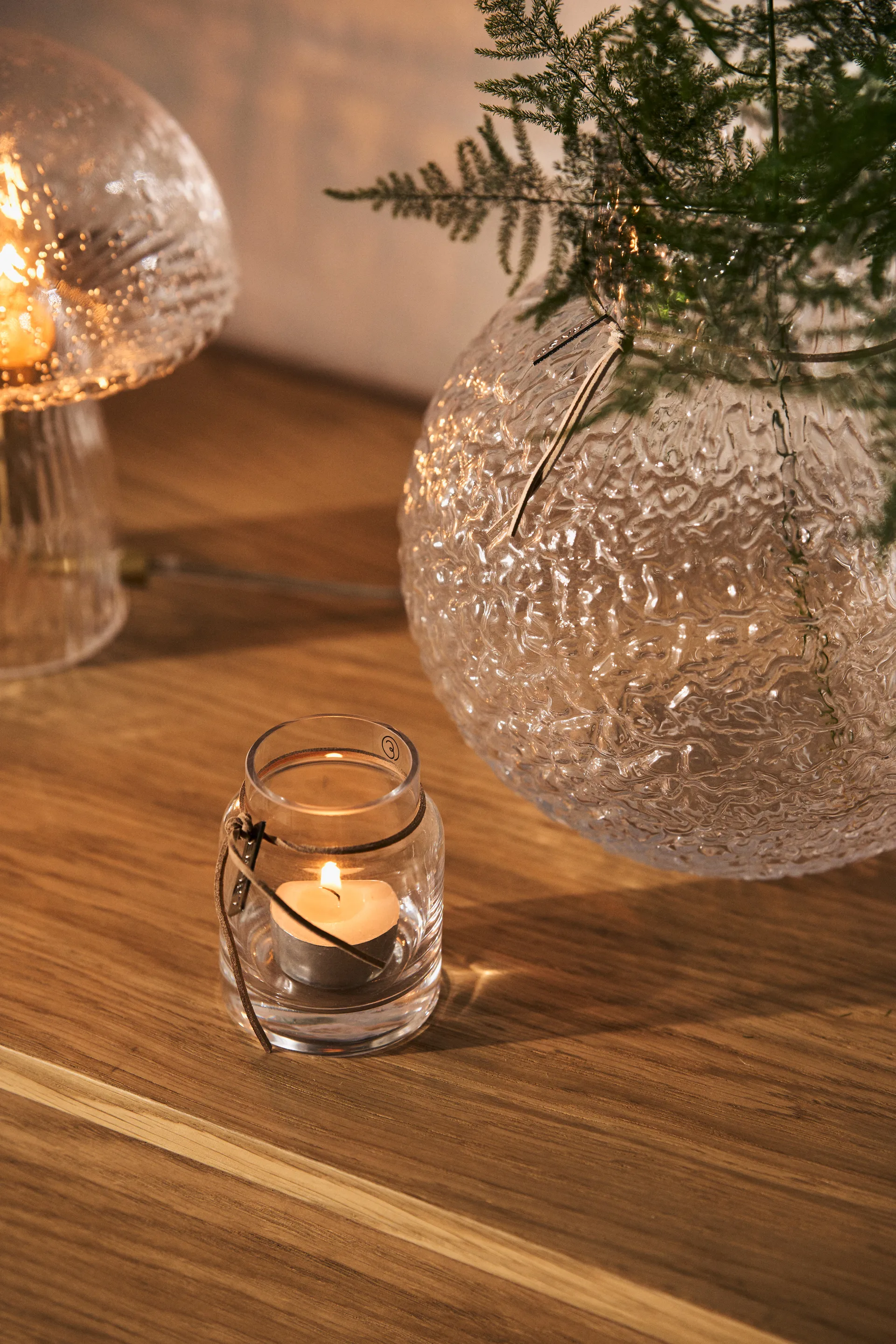 Jarrón de vidrio transparente Ernst con estructura, Ø21 cm ERNST