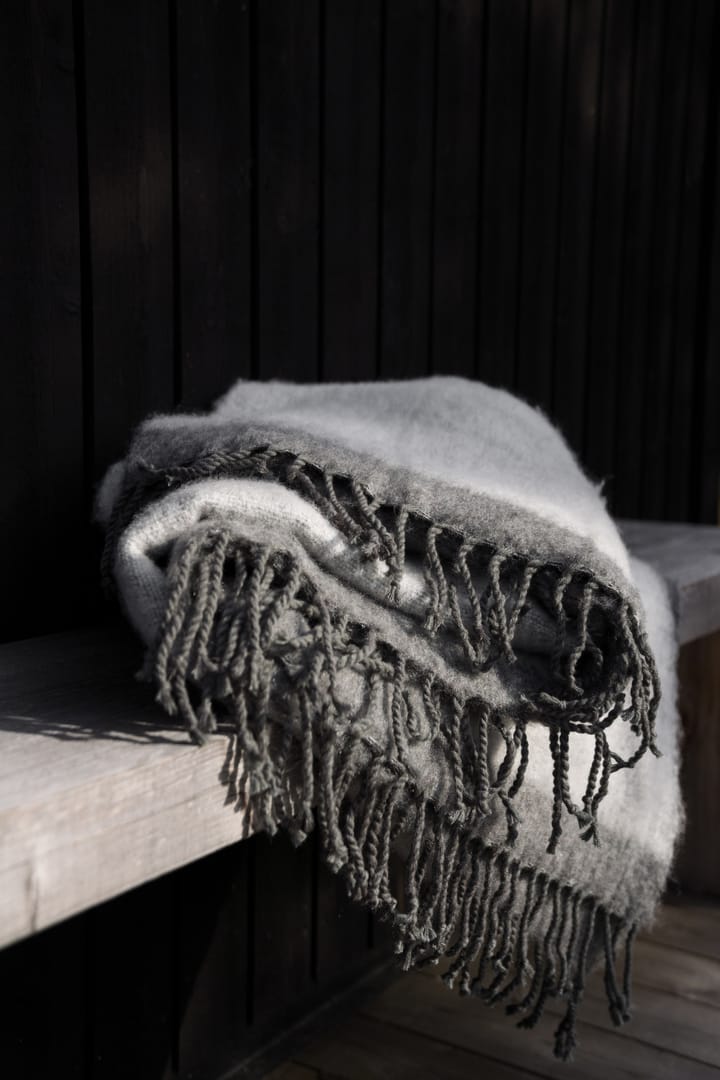 Manta Ernst con flecos 130x170 cm, Gris oscuro-blanco ERNST