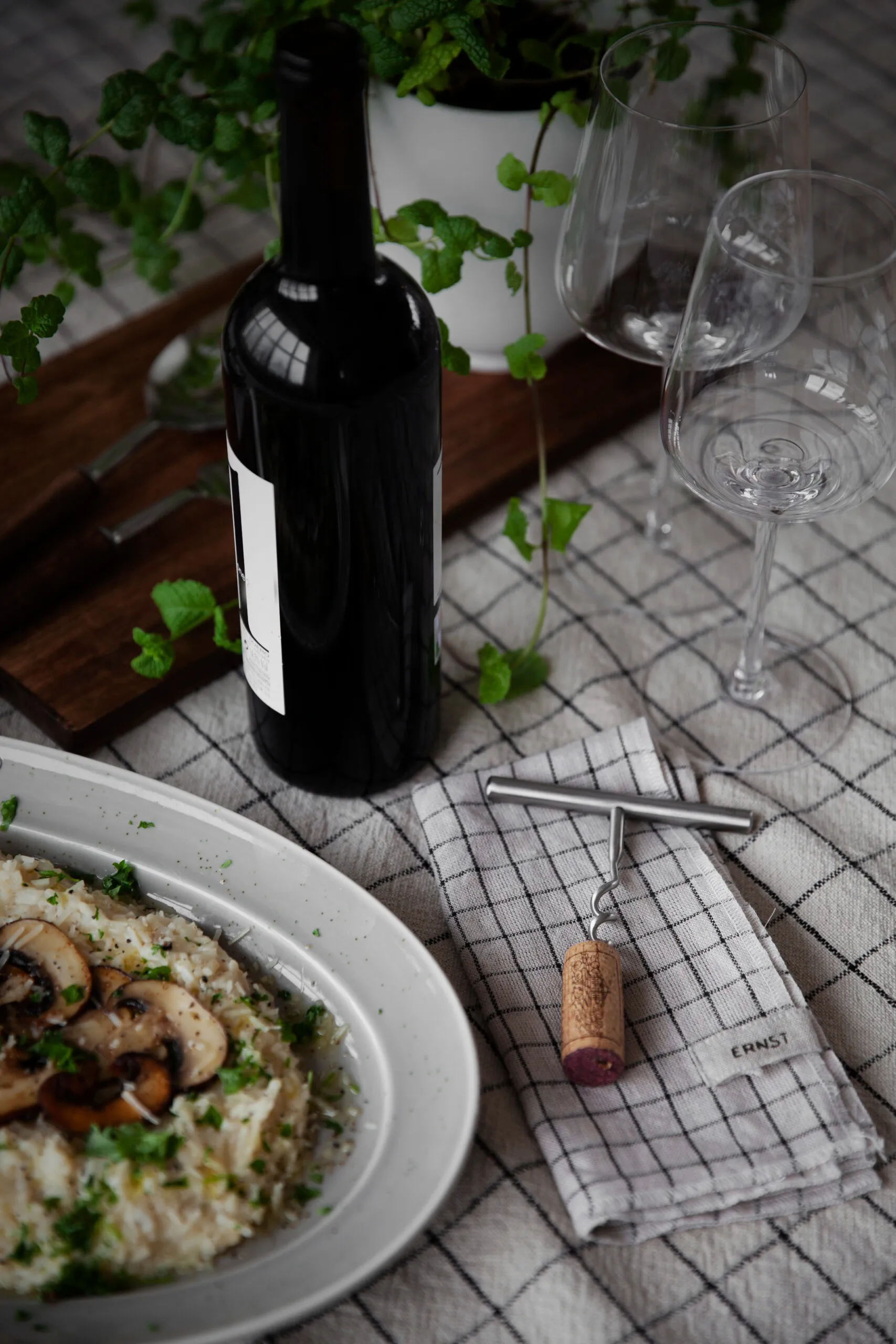 Mantel de mesa Ernst a cuadros 145x200 cm, Negro natural ERNST