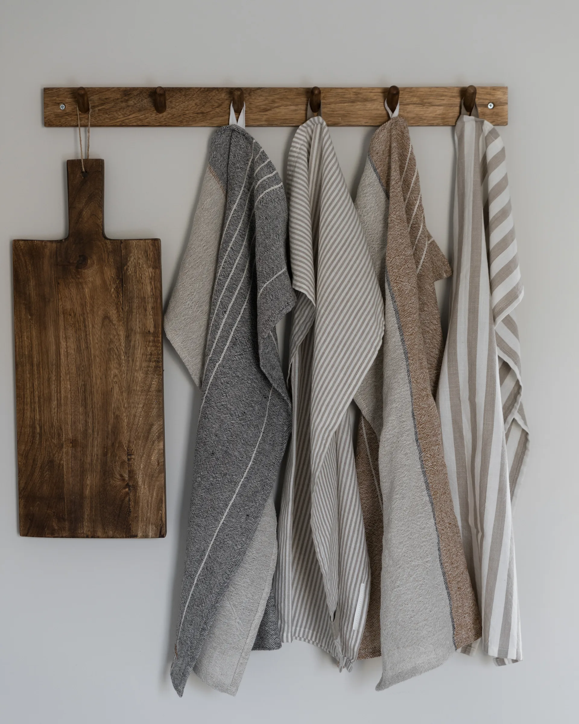 Paño de cocina Ernst tejido mixto de lino 47x70 cm, Gris-natural ERNST