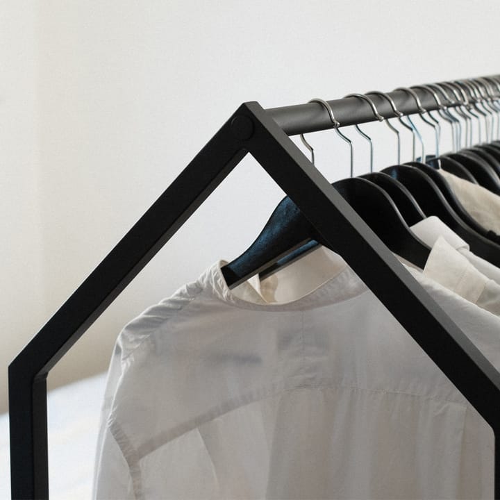 Burro de ropa Clothing House, Negro Essem Design