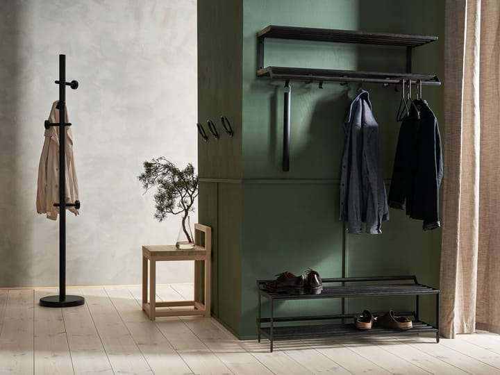 Estante sombrerero Tamburin 100 cm, roble teñido de negro-negro Essem Design