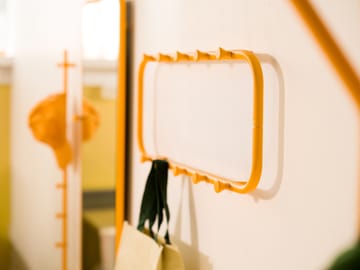 Perchero Classic 100 cm - Sun yellow - Essem Design