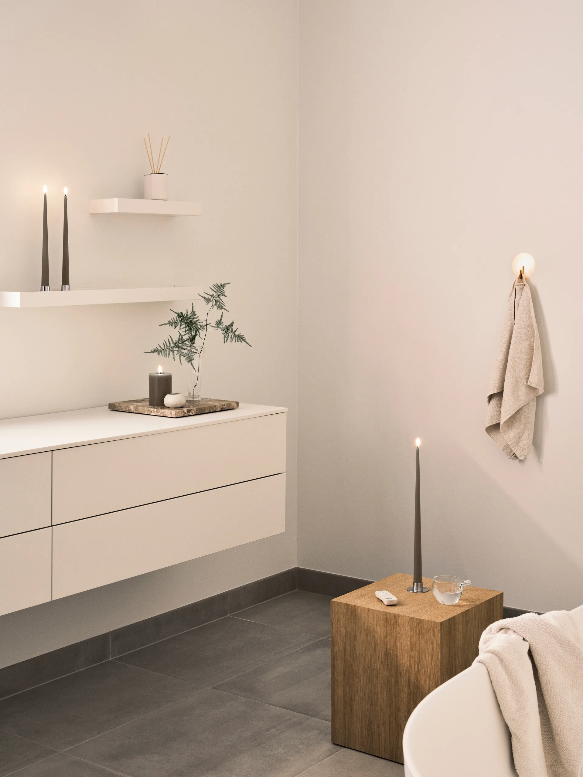 Vela LED ester & erik, 77 Caviar ester & erik