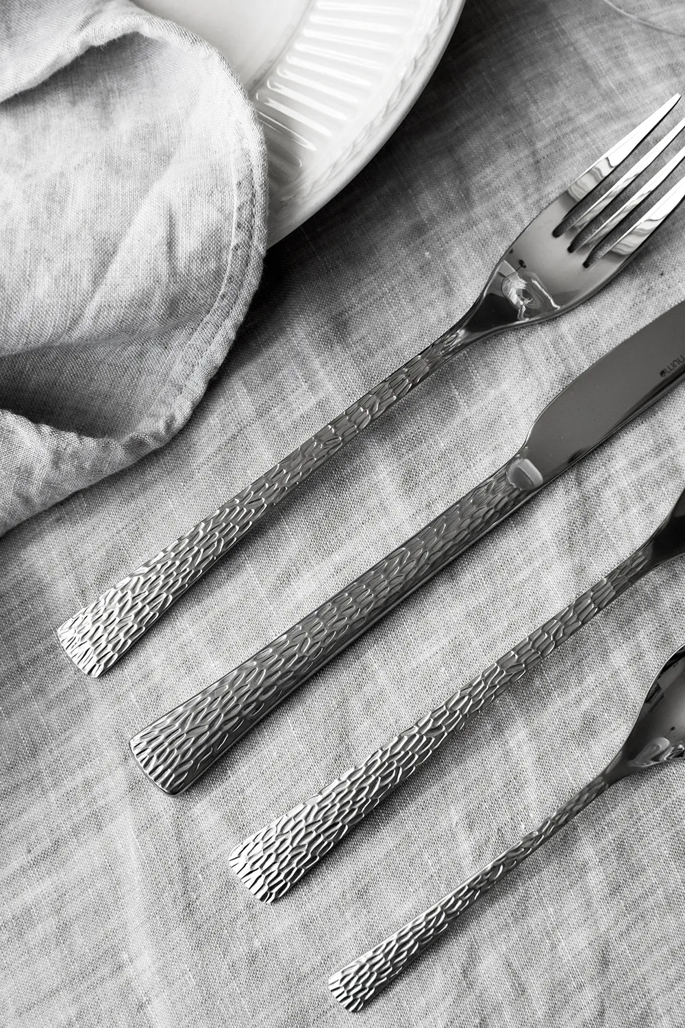 Set de cubiertos Eternum Artesia 24 piezas, Acero inoxidable Eternum