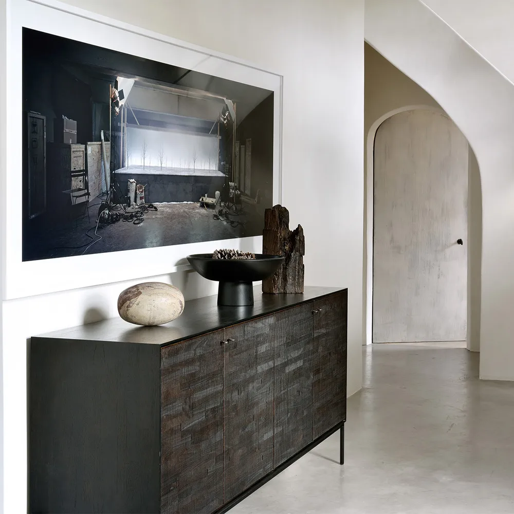 Aparador Grooves, Black 4 puertas Ethnicraft