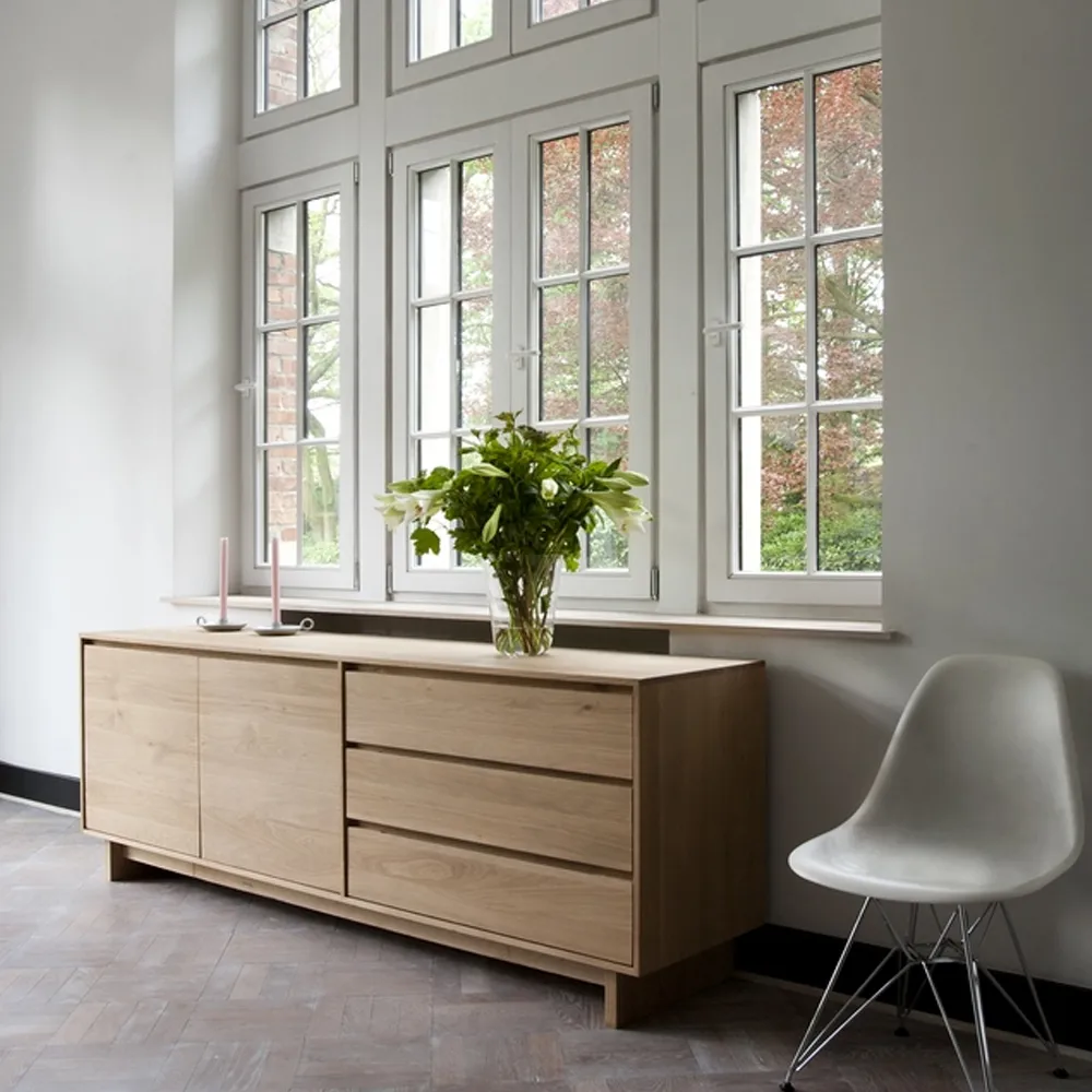 Aparador Wave, Roble aceitado 2 puertas 3 cajones Ethnicraft