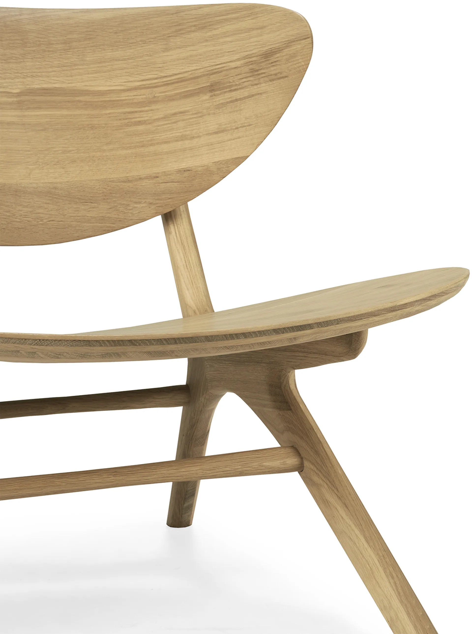 Butaca Lounge Eye, Roble con aceite duro encerado Ethnicraft