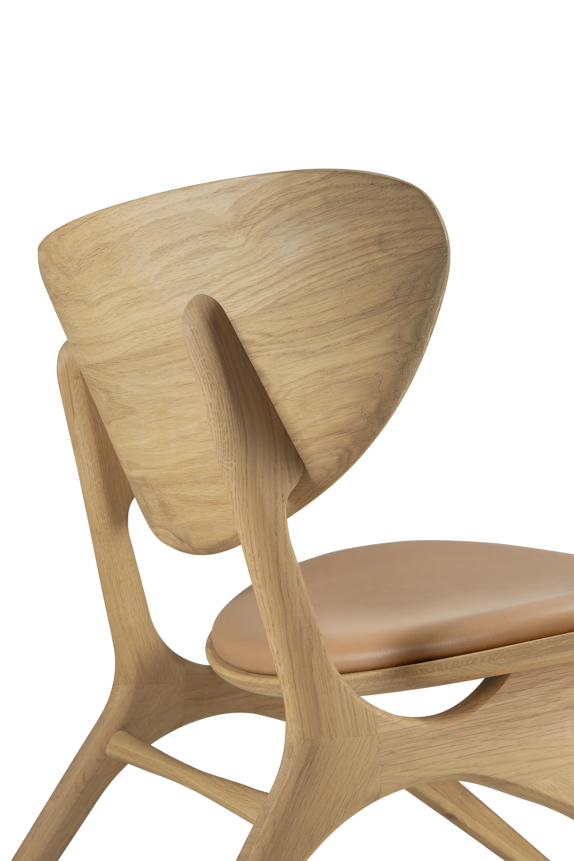 Butaca Lounge Eye, Roble lacado-cuero Sienna Ethnicraft