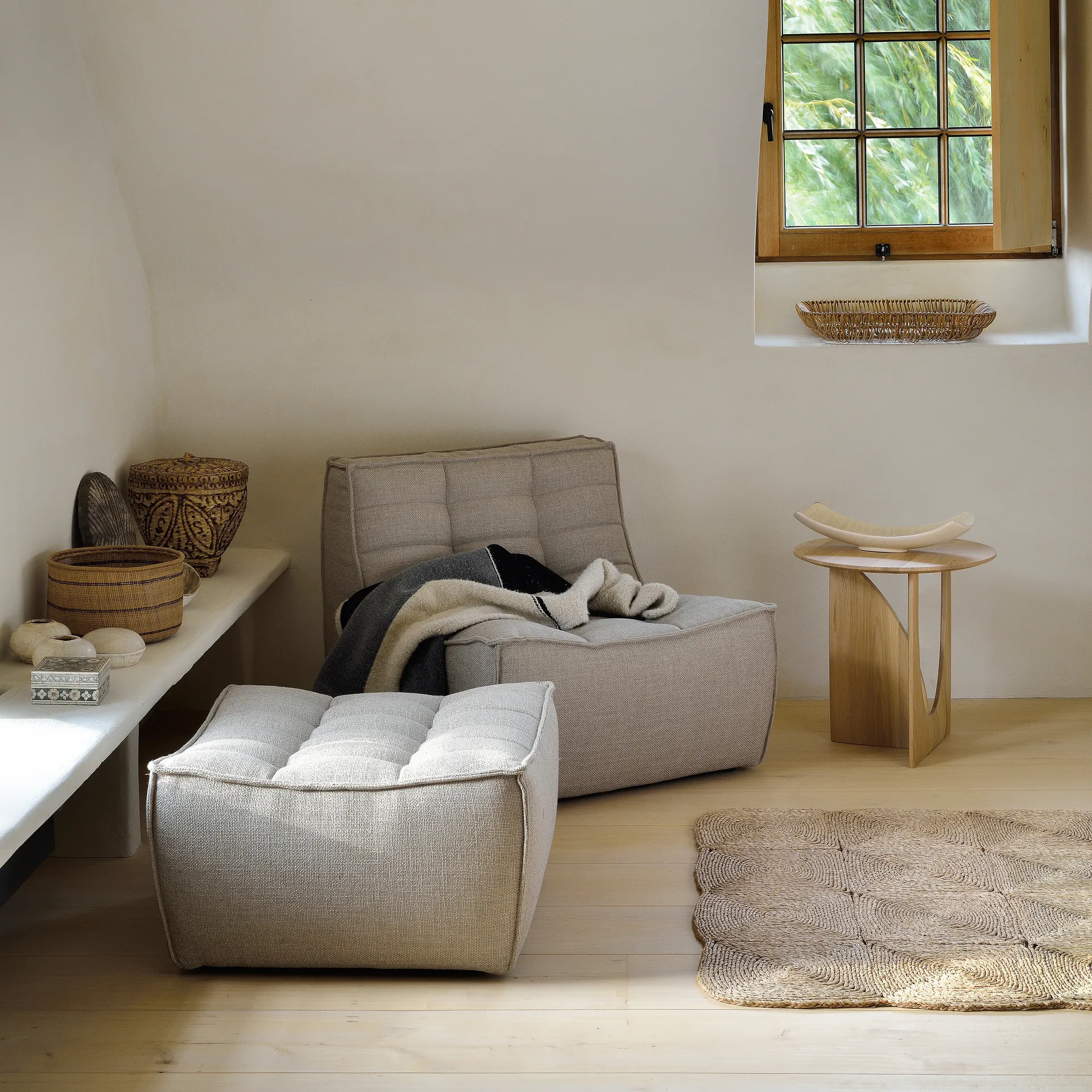 Butaca N701, Tela beige Ethnicraft