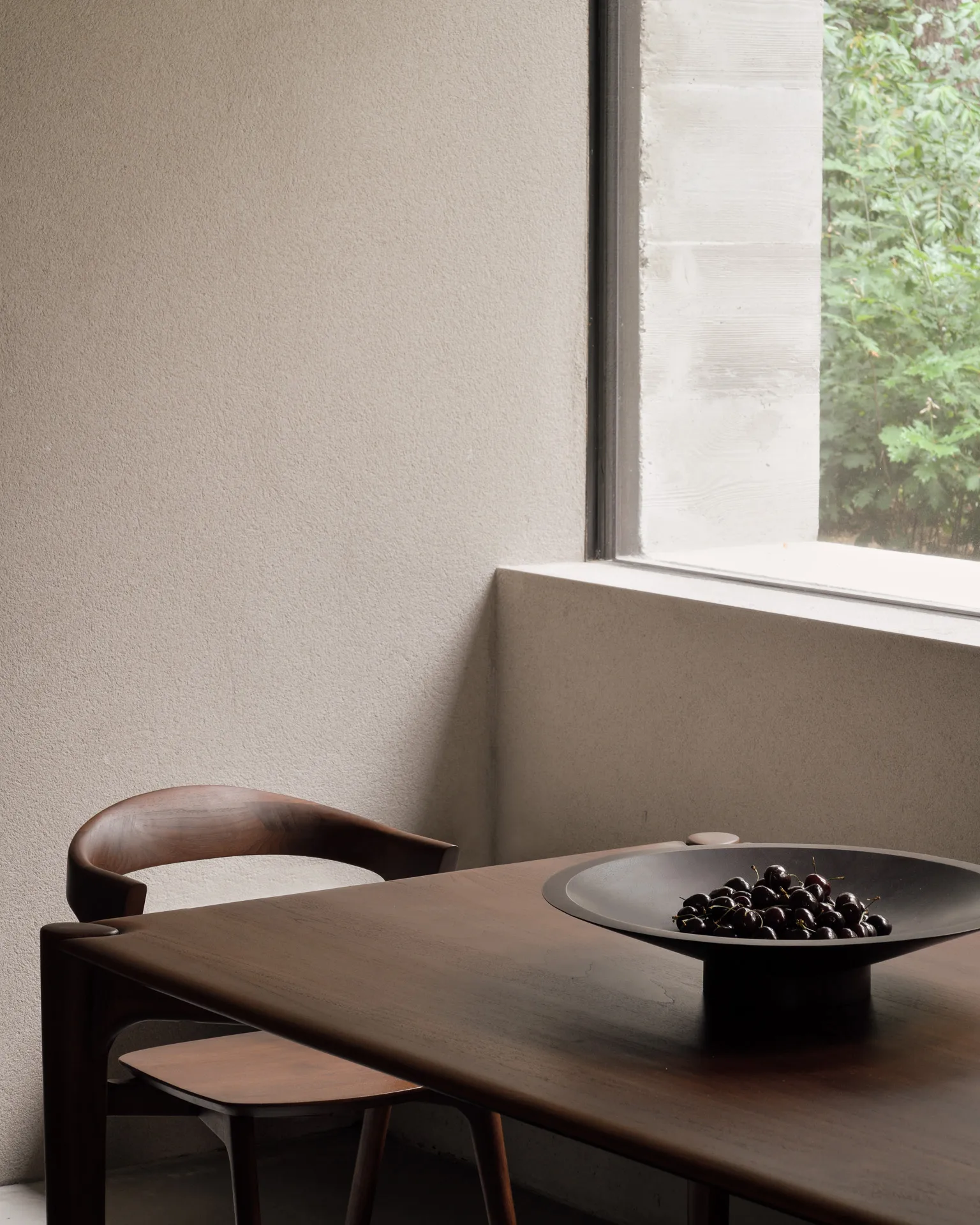 Cuenco Satellite Ø50 cm, Lackad mahogny Ethnicraft