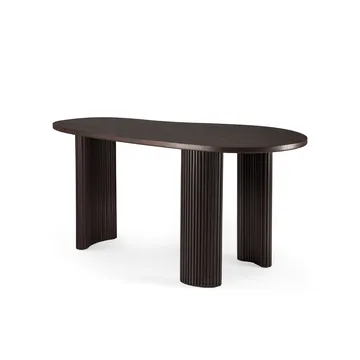 Escritorio Boomerang - Caoba teñida en marrón oscuro, 160x83x76 cm - Ethnicraft