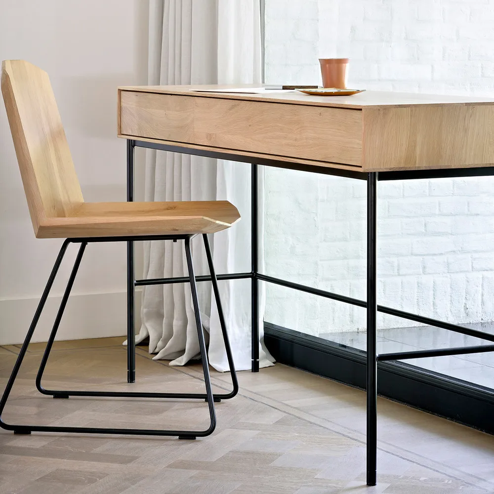 Escritorio Whitebird 77x127 cm, Roble 2 puertas Ethnicraft