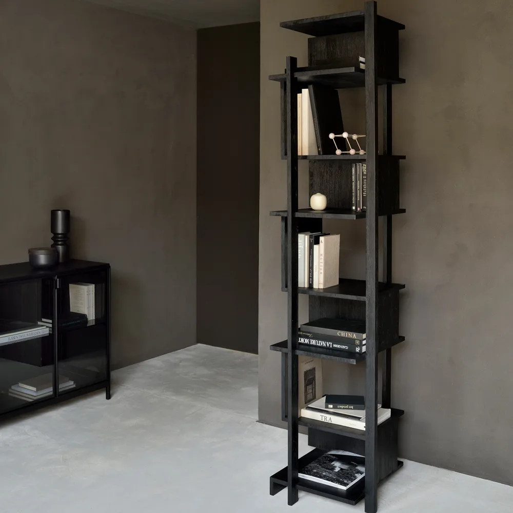 Estantería Abstract Column, Teak negra 203x49 cm Ethnicraft