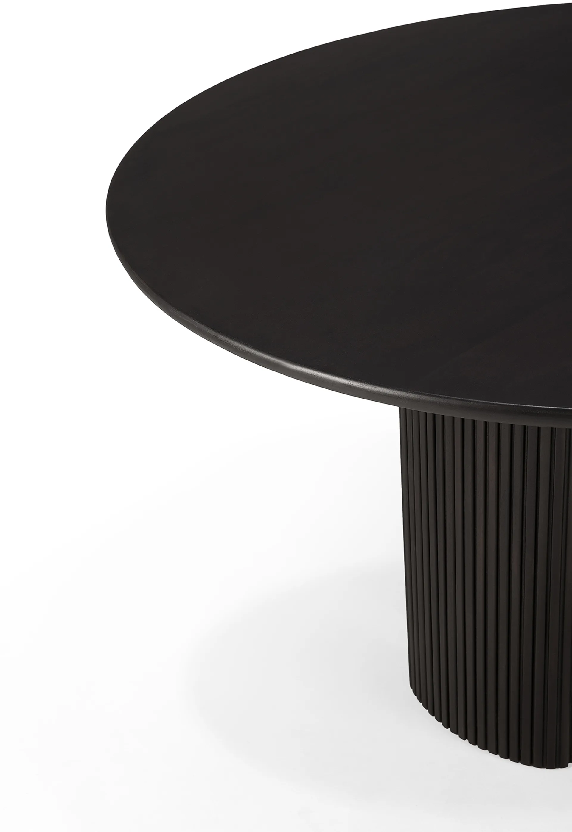 Mesa comedor Roller Max Ø150 cm, Caoba teñida en marrón oscuro Ethnicraft